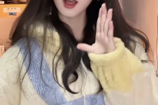 曝男明星KTV亲女网红
